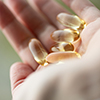 Od sardeli po mikroalgi - jak �r�d�o surowca wp�ywa na charakterystyk� omega-3?